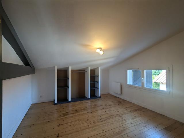 Location appartement 4 pièces, 77.98m², Narrosse