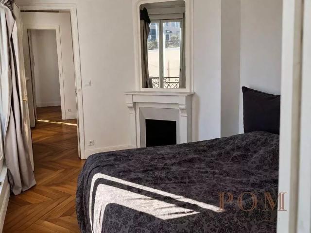 Appartement 4 pièces Paris 11eme/Oberkampf 80m² Paris 11ème