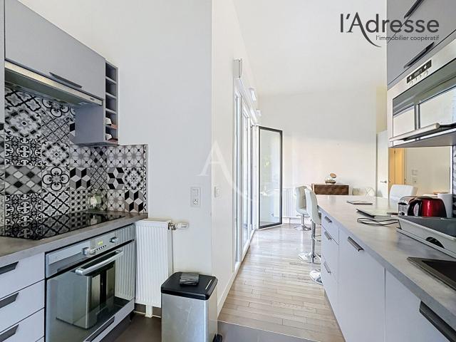 Appartement 4 pièces Puteaux 83.00m² 2688€ à louer l'Adresse