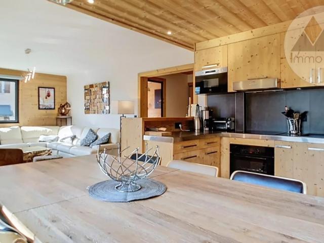 Appartement 4 pièces rénové au cœur de Praz sur Arly