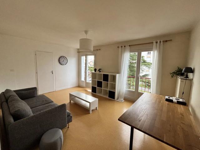 Appartement 4 pièces Saumur résidence calme