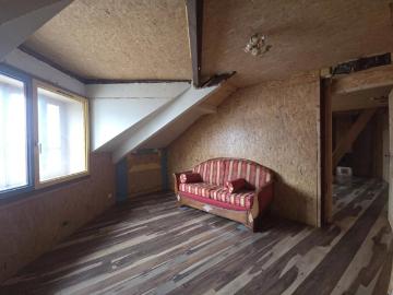 Appartement 4 pièces secteur LAXOU Curie Zola Ouest idéal pour donner vie à un projet de rénovation