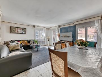 Appartement 4 pièces, séjour 30 m2 et 2 balcons