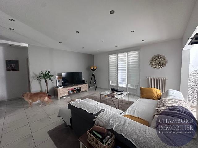 Appartement 4 piï¿½ces ï¿½ louer au centre ville de Blois 900 ï¿½
