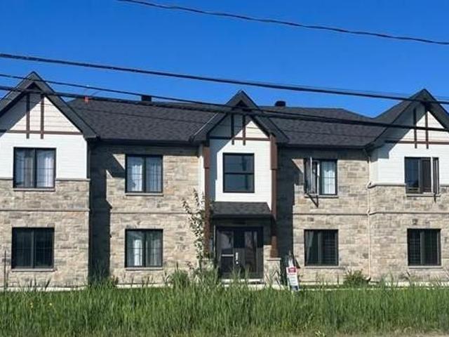 Appartement 4 1/2 à louer Sainte Anne des Plaines SUPERBE !