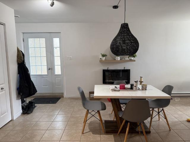 Appartement 4 1/2 Cession De Bail
