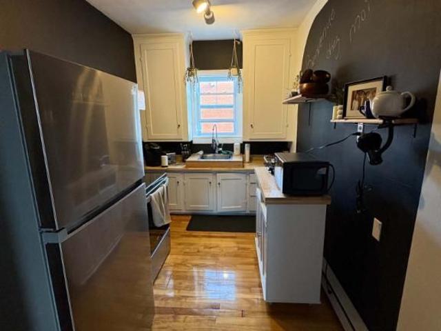 Appartement 4 1/2 sur le bord de l'eau
