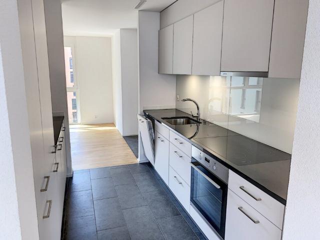 Appartement 4.5 pièces au 3ème Etage / Wohnung 4.5 Zimmer am 3. Stockwerk
