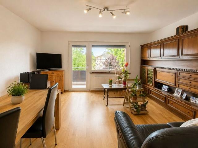 Appartement 4.5 pièces à CHF 1'700. /mois charges comprises