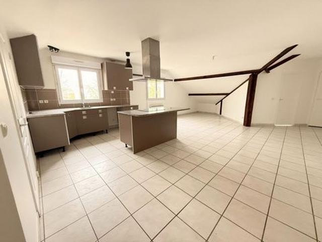 Appartement 4P 3 CH 104 m² à Coulommiers – Proche gare – Garage + Parking