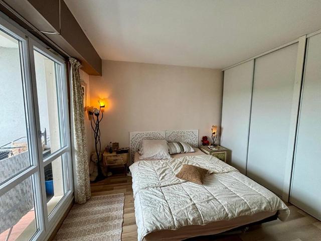 Appartement 50m² 2 pièces lumineux avec balcons Secteur recherché de Nevers Investisseur