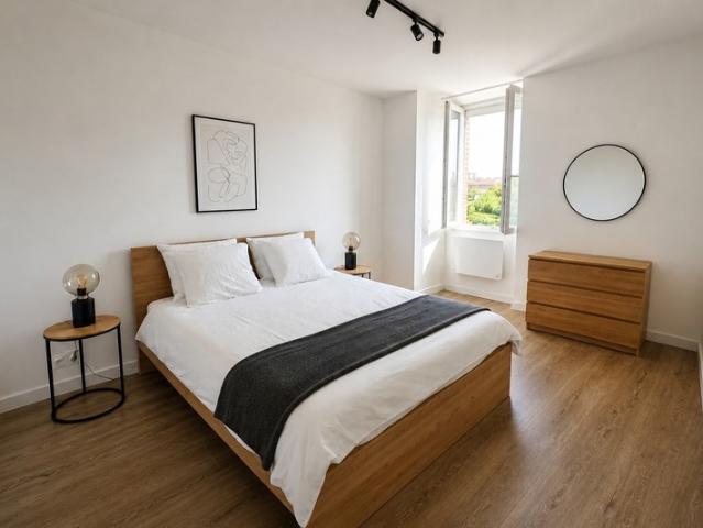 APPARTEMENT 54m2 2 CHAMBRES PARKING 1 ETAGE SANS VIS A VIS