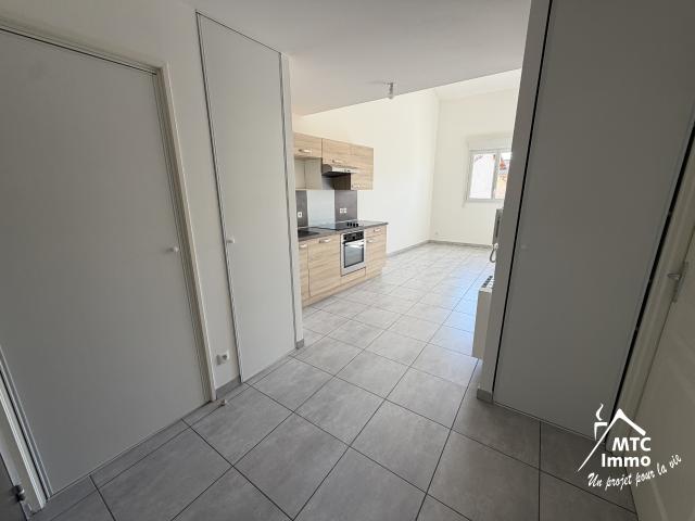 APPARTEMENT 58 M2 / CAVE / PLACE DE STATIONNEMENT