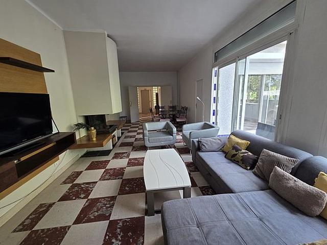 Appartement 5 chambres meublé avec terrasse Montreuil 93100