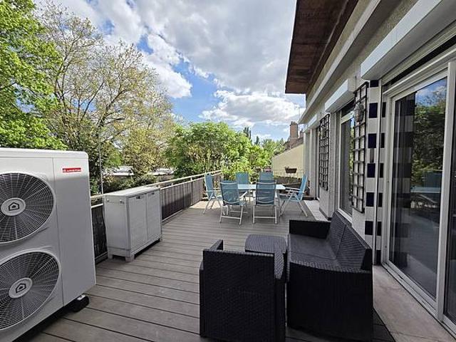 Appartement 5 chambres meublé avec terrasse Montreuil 93100