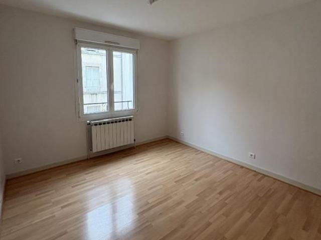 APPARTEMENT 5 pièce s 106m²