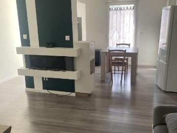 Appartement 5 pièces, 56 m² à louer à Saint Florent sur Auzonnet 30960