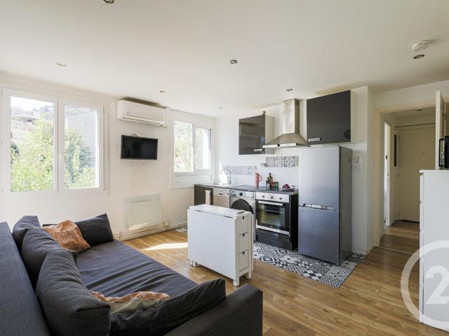 Appartement 5 pièces 63 m²