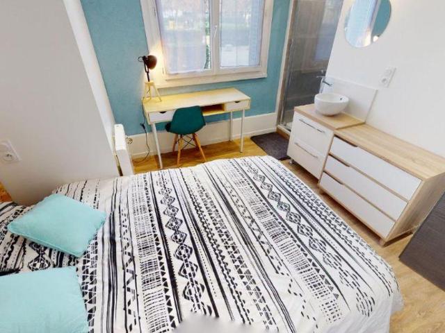 Appartement 5 pièces, 62 m² à louer à Grenoble 38000