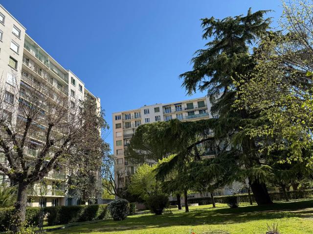 Appartement 5 pièces 65 m²