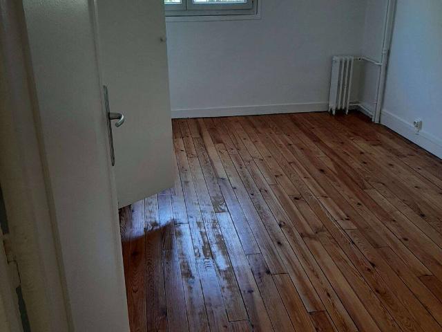 Appartement / 5 pièces / 77.00 m2