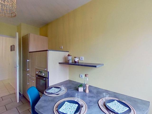 Appartement 5 pièces, 77 m² à louer à Lyon 7 69007