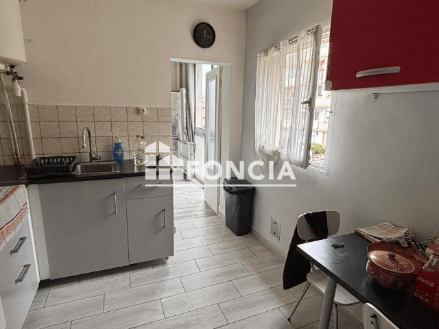 Appartement 5 pièces 77 m²