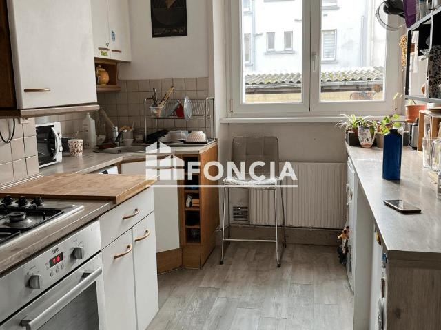 Appartement 5 pièces 76 m²