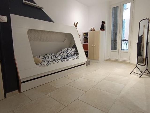 Appartement 5 pièces, 79 m² à louer à Barjols 83670