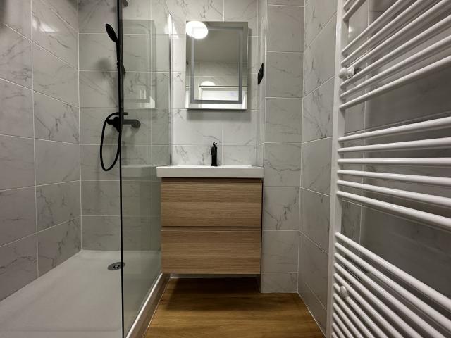 Appartement 5 pièces, 83 m² à louer à Marseille 9 13009