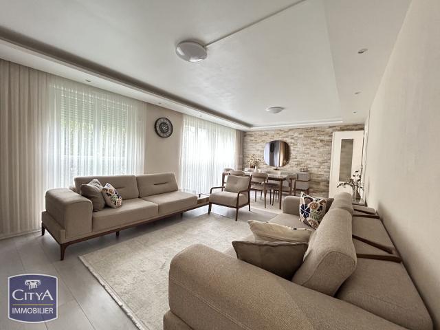 Appartement 5 pièces 83 m²