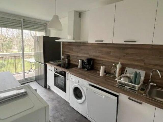 Appartement 5 pièces, 81 m² à louer à Mérignac 33700