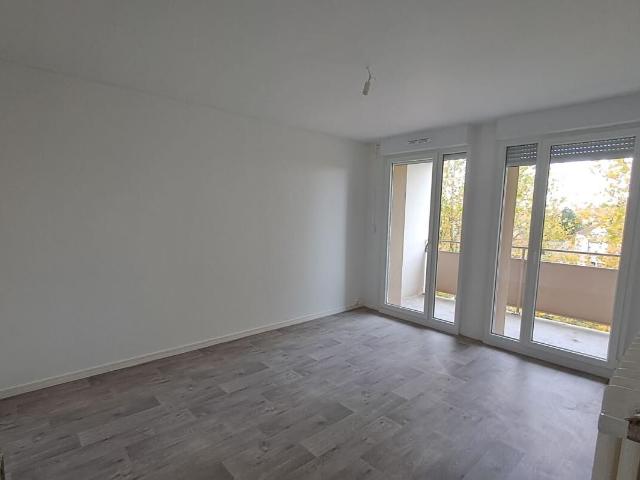 Appartement 5 pièces, 82 m² à louer à Dieuze 57260