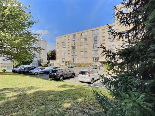 Appartement 5 pièces 82 m²