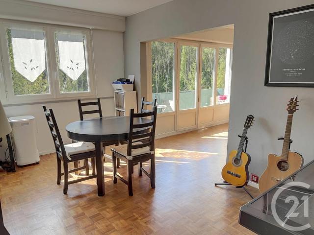 Appartement 5 pièces 93 m²