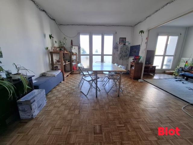 Appartement 5 pièces 93 m²