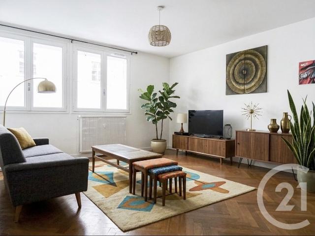 Appartement 5 pièces 93 m²