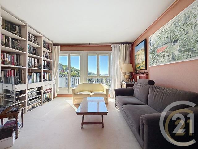 Appartement 5 pièces 93 m²