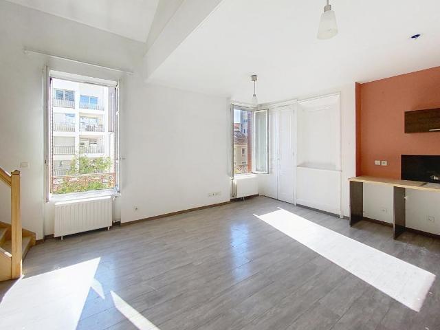 Appartement 5 pièces 93 m²