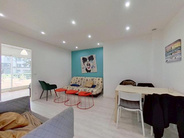 Appartement 5 pièces, 92 m² à louer à Lyon 8 69008