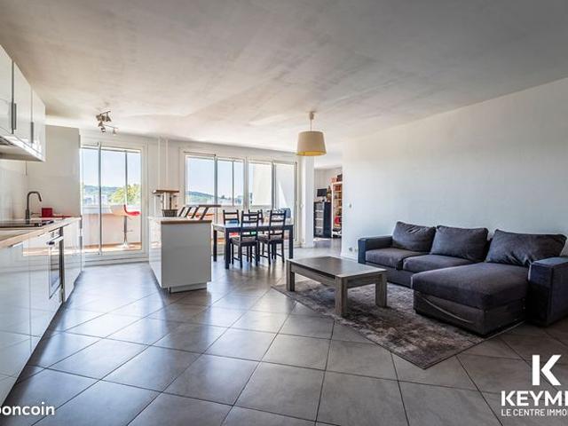 Appartement 5 pièces 92 m²