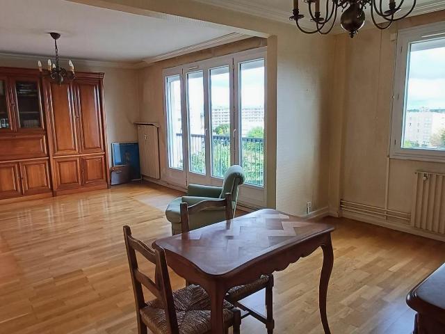 Appartement 5 pièces 97 m²