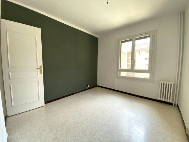 Appartement 5 pièces, 96 m² à louer à Aix en Provence 13100