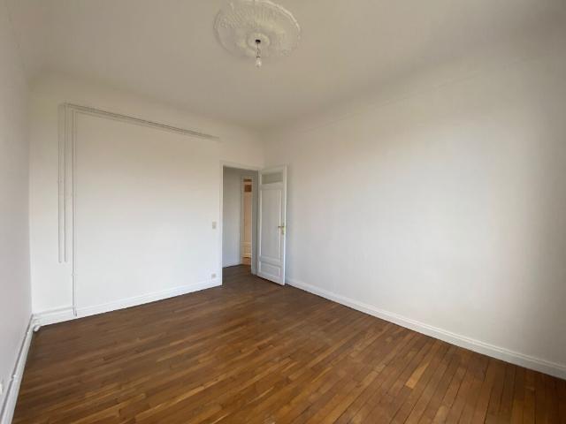 Appartement 5 pièces, 96 m² à louer à Reims 51100
