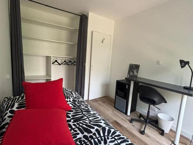 Appartement 5 pièces, 99 m² à louer à Évry Courcouronnes 91000