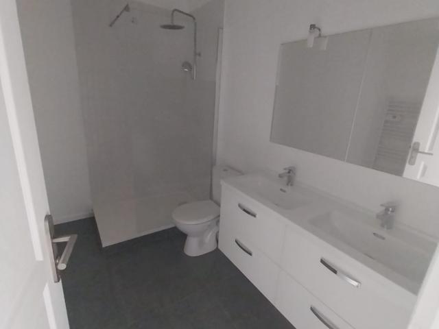 Appartement 5 pièces, 99 m² à louer à Le Mée sur Seine 77350