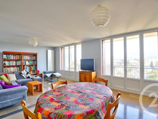 Appartement 5 pièces 99 m²