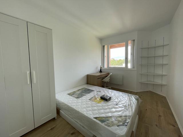 Appartement 5 pièces 9 m²
