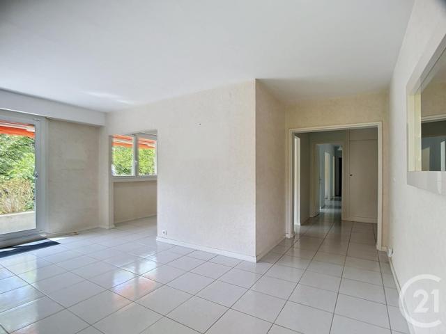 Appartement 5 pièces 100 m²