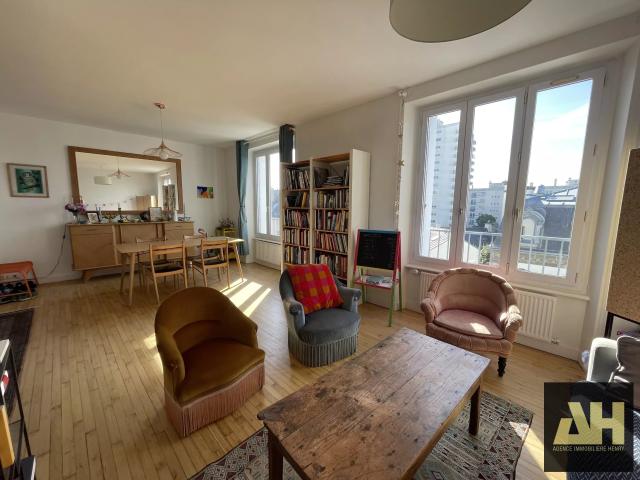 Appartement 5 pièces 100 m²